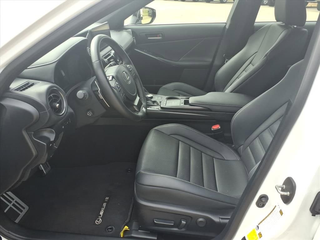 Used 2023 Lexus IS 350 F Sport w/ Navigation Package image 15