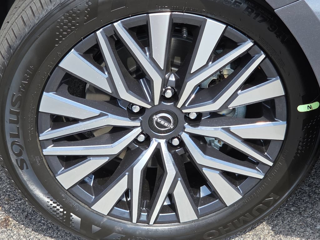New 2026 Nissan Altima 2.5 SV AWD/4WD image 7