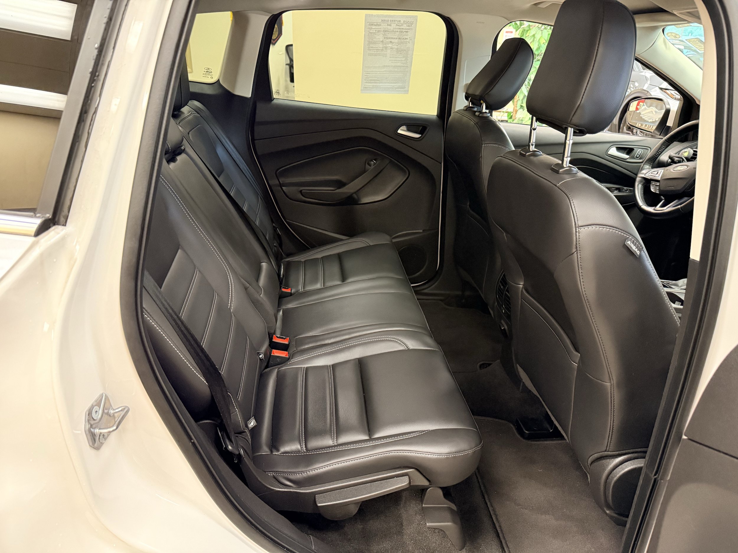 Used 2019 Ford Escape SEL AWD/4WD image 17