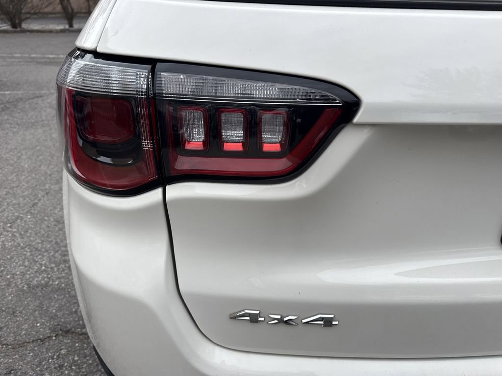 Used 2020 Jeep Compass Latitude w/ Popular Equipment Group image 32