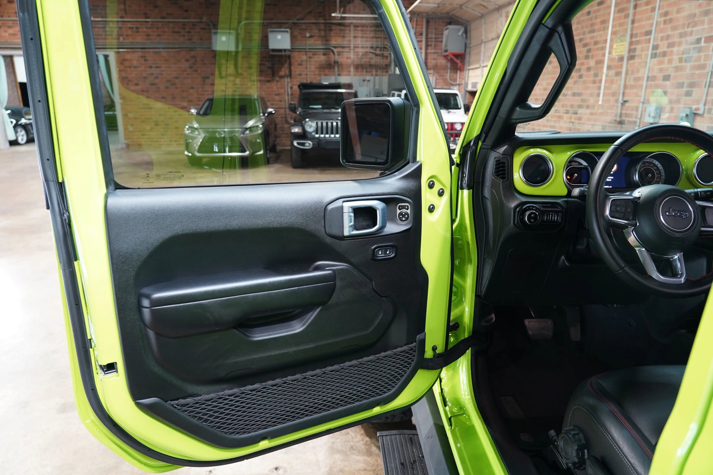 Used 2021 Jeep Gladiator Rubicon image 34