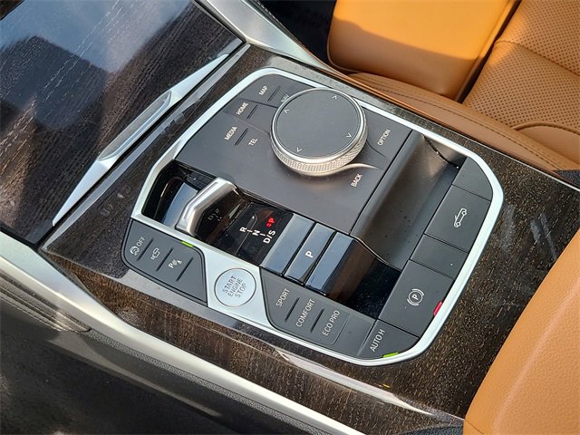 Used 2024 BMW M440i Convertible w/ Premium Package image 29