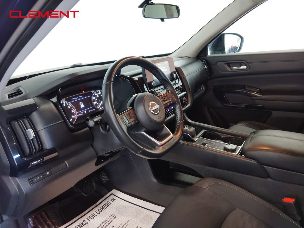Used 2022 Nissan Pathfinder SV image 22