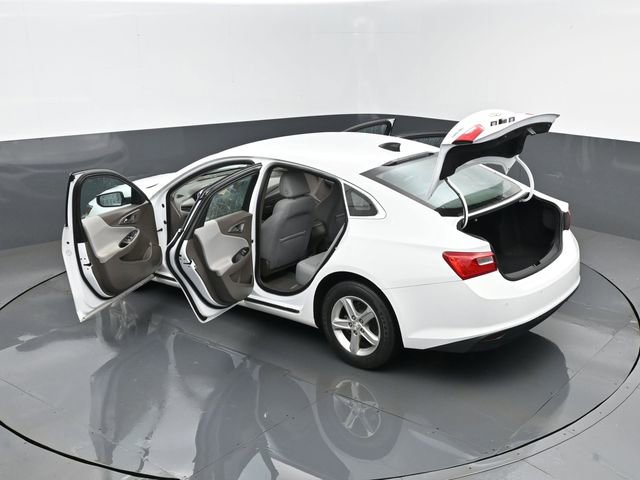 Used 2020 Chevrolet Malibu LS w/ Driver Confidence Package II image 25
