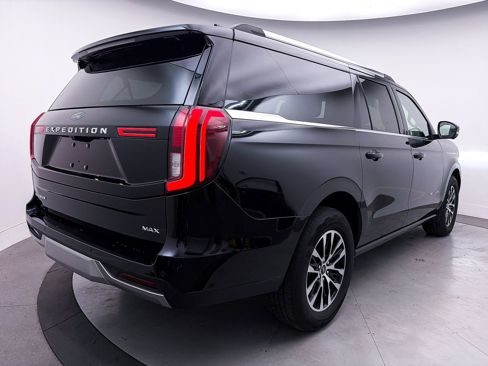 Used 2025 Ford Expedition Max Platinum image 30