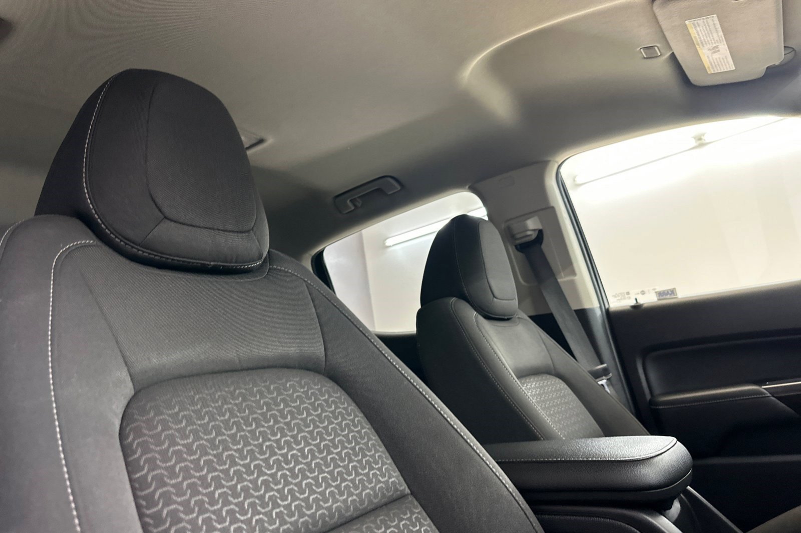 Used 2017 GMC Canyon SLE w/ SLE Convenience Package RWD image 24
