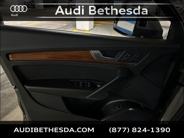 Used 2023 Audi Q5 2.0T Premium w/ Convenience Package image 14