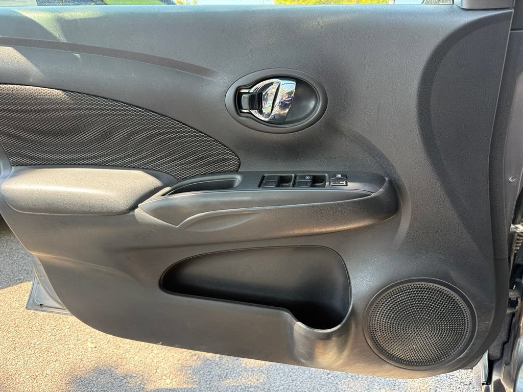 Used 2019 Nissan Versa SV w/ SV Special Edition Package FWD image 10
