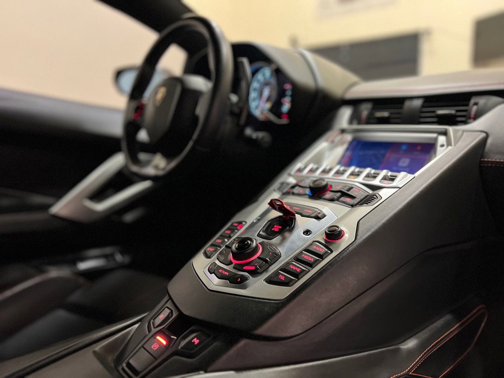 Used 2012 Lamborghini Aventador LP 700-4 image 48