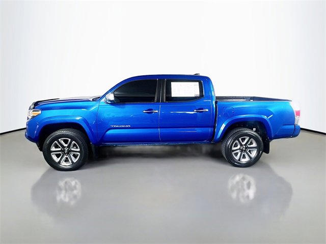 Used 2016 Toyota Tacoma Limited image 4
