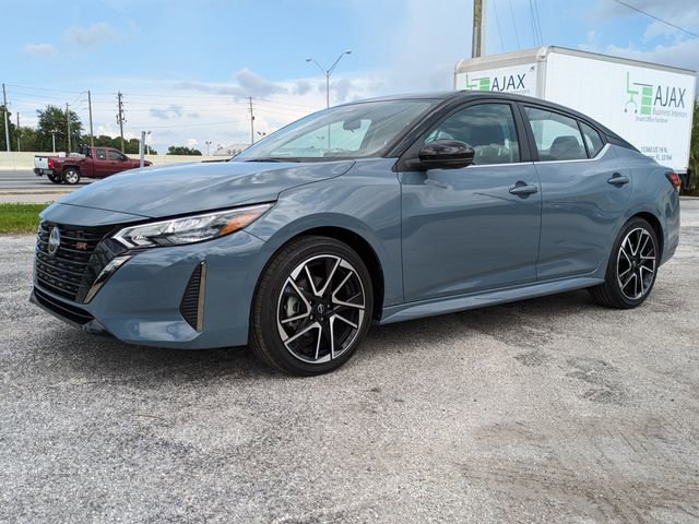 New 2025 Nissan Sentra SR w/ SR Premium Package image 10