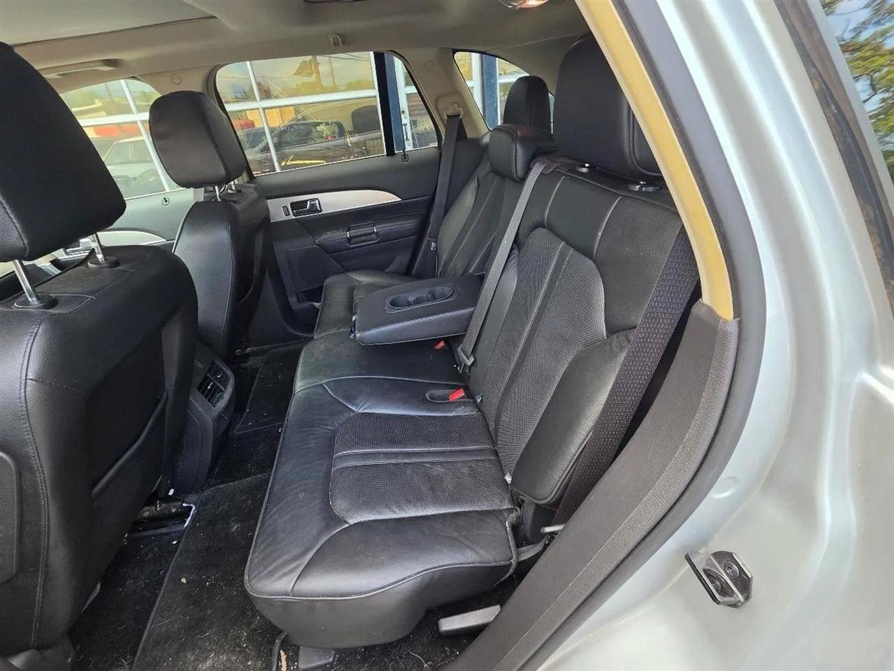 Used 2013 Lincoln MKX AWD image 12
