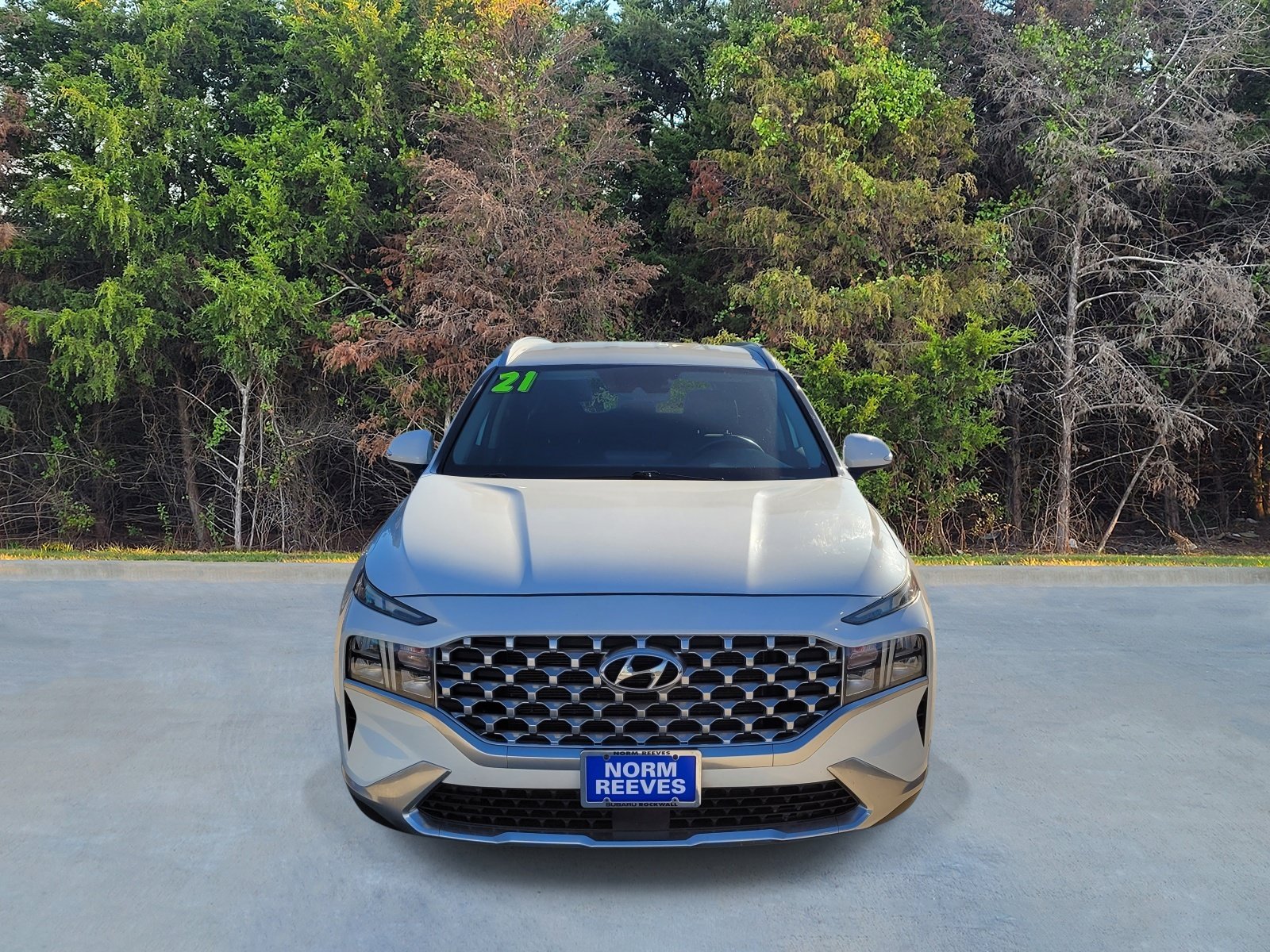 Used 2021 Hyundai Santa Fe SEL w/ Convenience Package FWD image 2