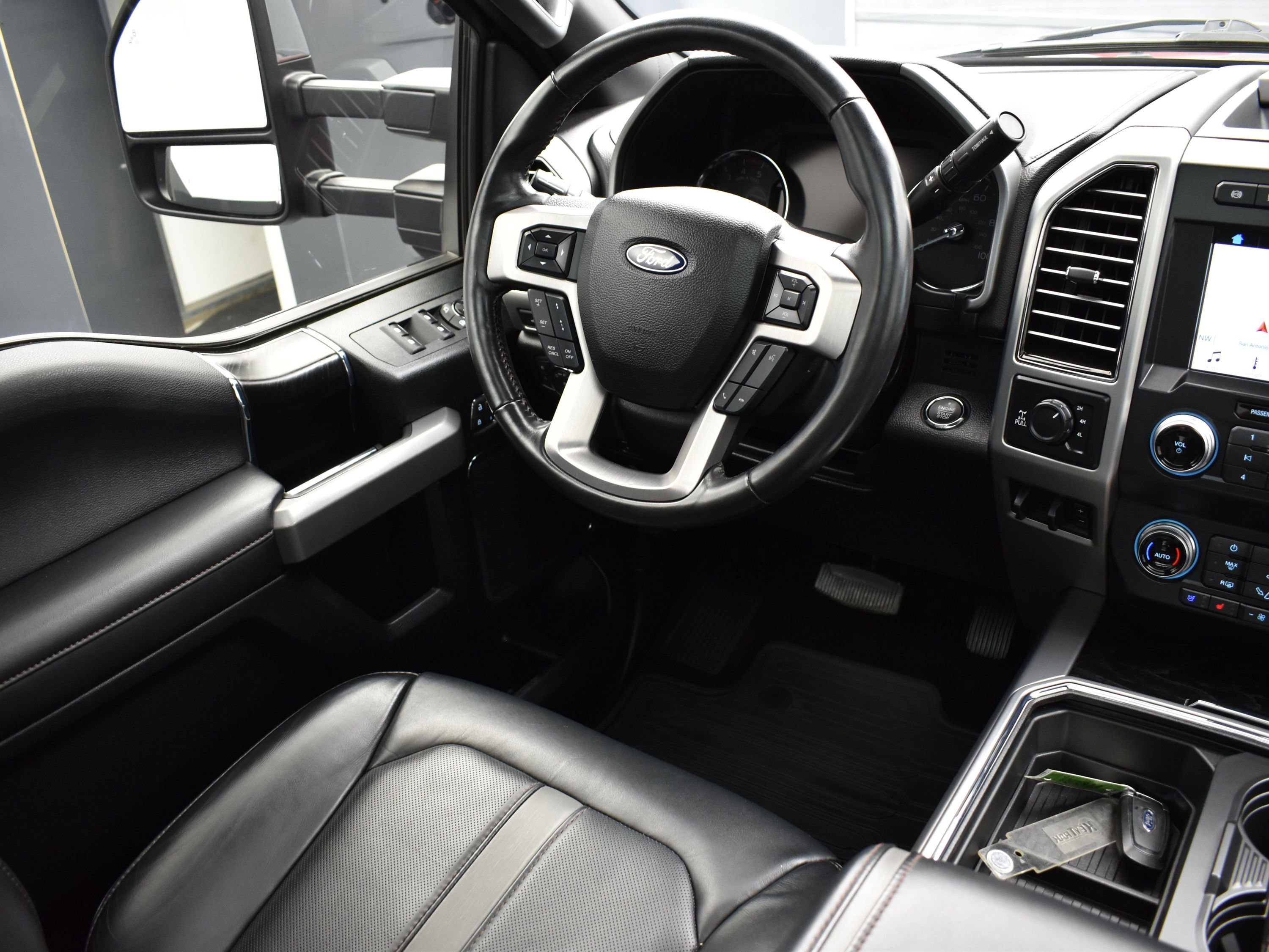 Used 2019 Ford F250 Platinum w/ Platinum Ultimate Package image 23