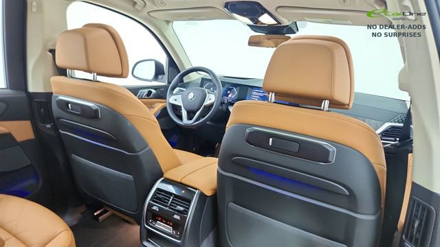 Used 2026 BMW X7 xDrive40i AWD/4WD image 27