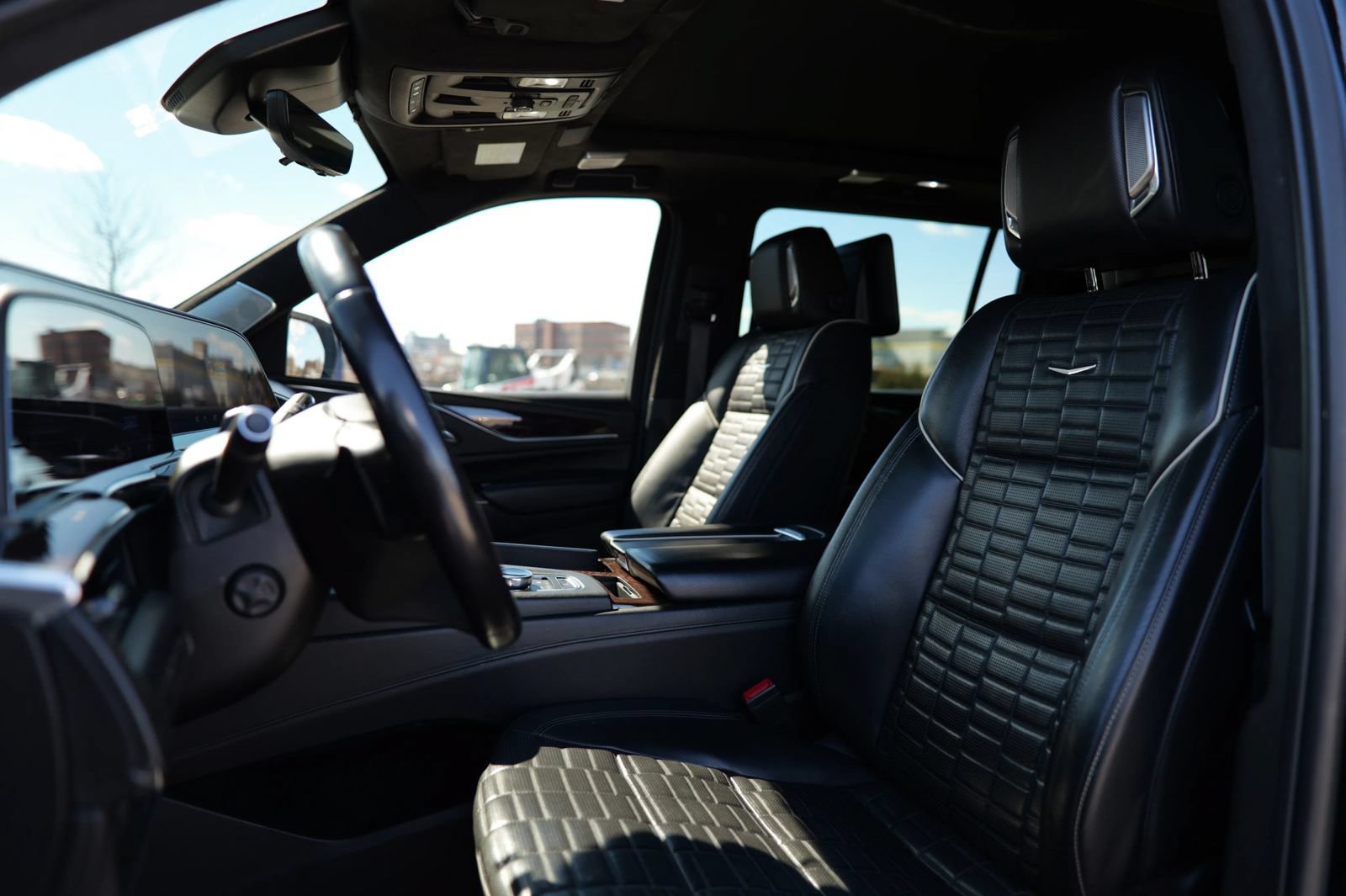 Used 2022 Cadillac Escalade ESV Sport Platinum AWD/4WD image 19