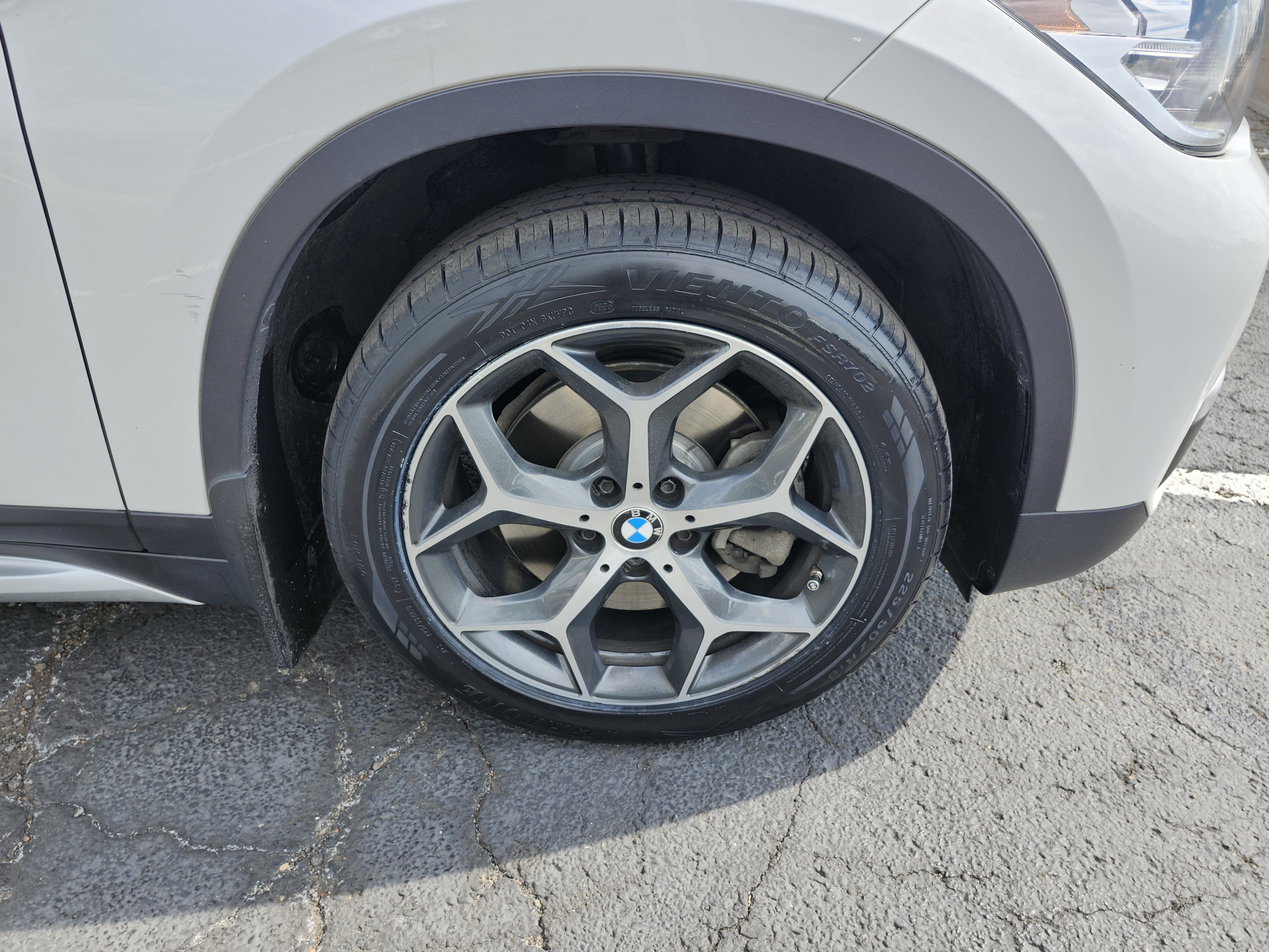 Used 2018 BMW X1 xDrive28i AWD/4WD image 13