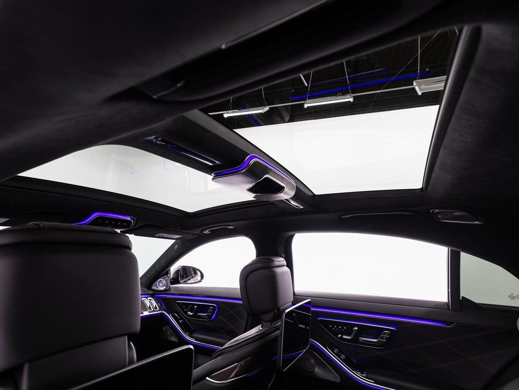 Used 2024 Mercedes-Benz S 63 AMG S w/ Rear Seat Package image 27