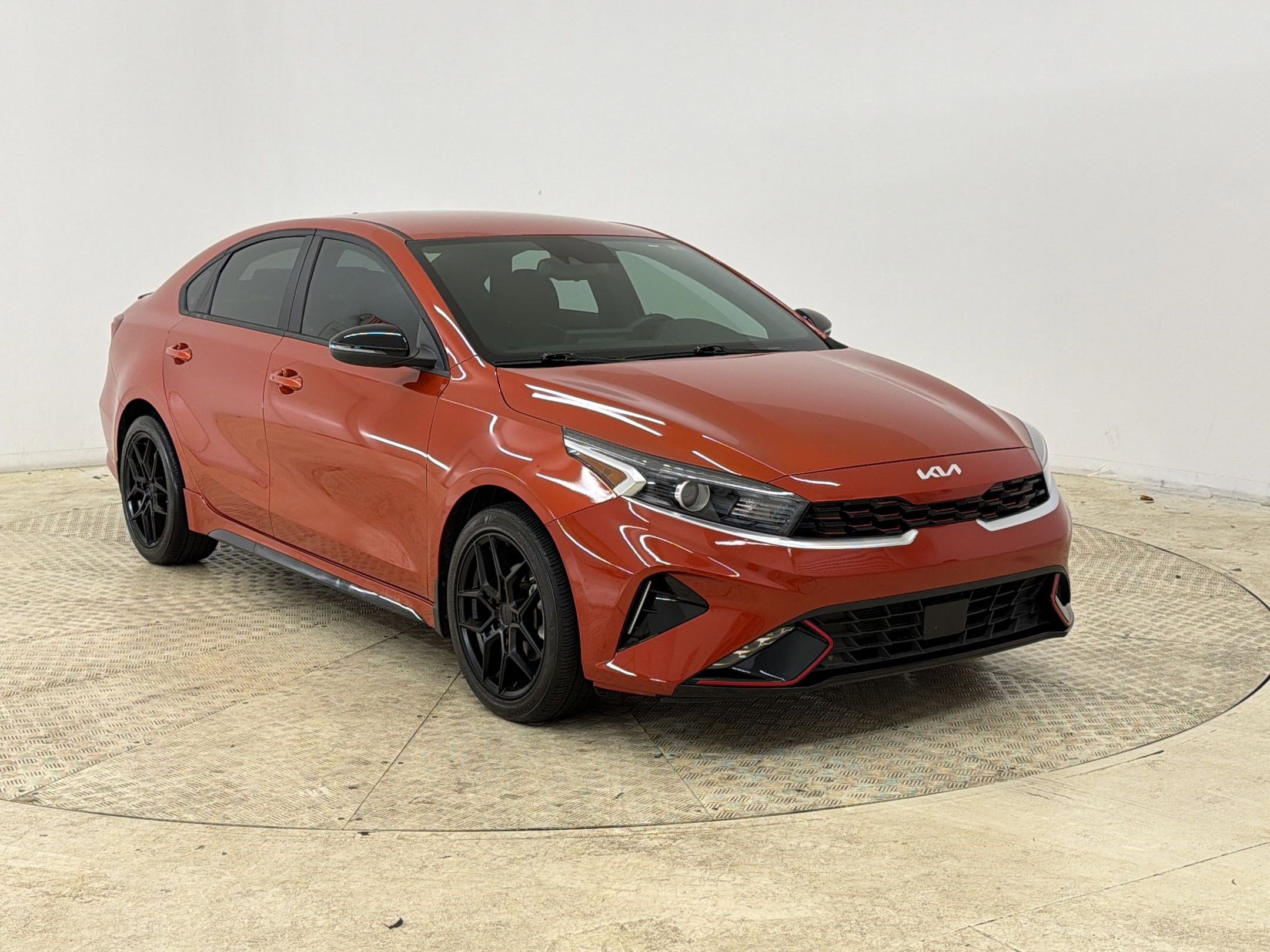 Used 2023 Kia Forte GT-Line w/ GT-Line Technology Package image 7