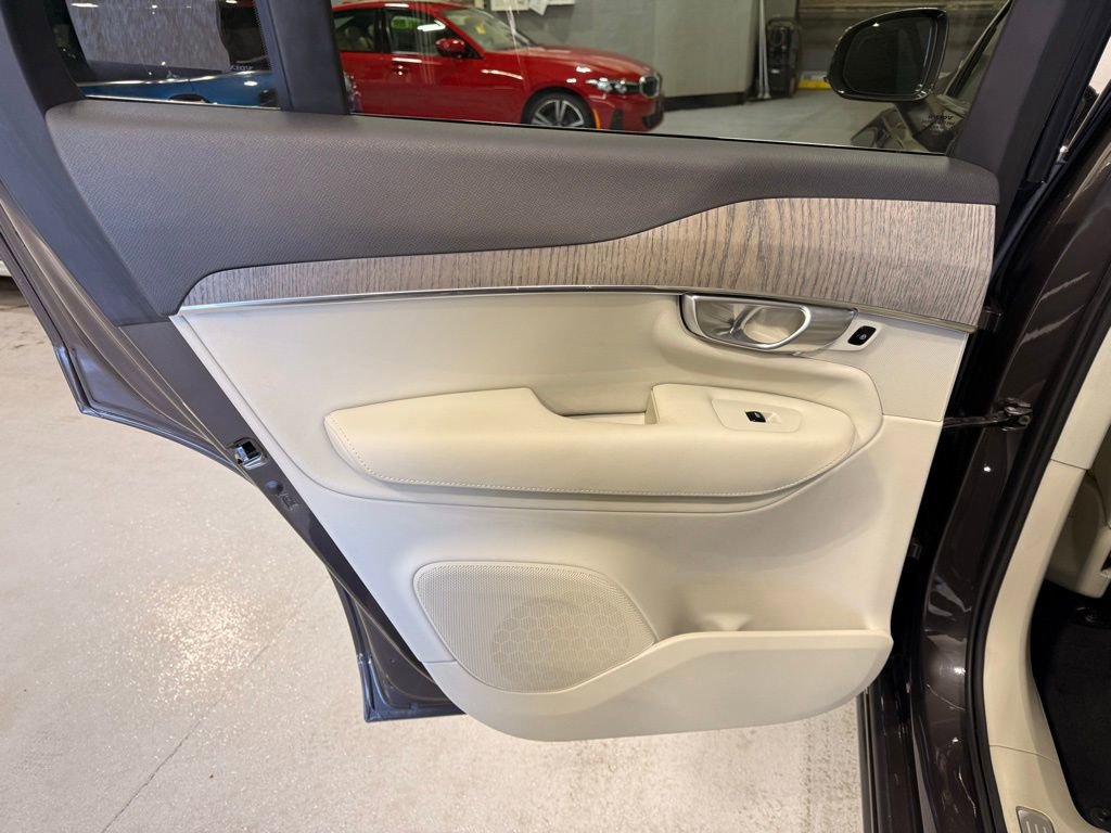 Used 2024 Volvo XC90 B6 Plus w/ Protection Package Premier image 19