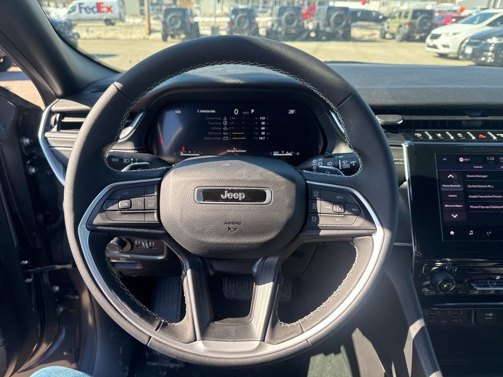 New 2026 Jeep Grand Cherokee Laredo image 10