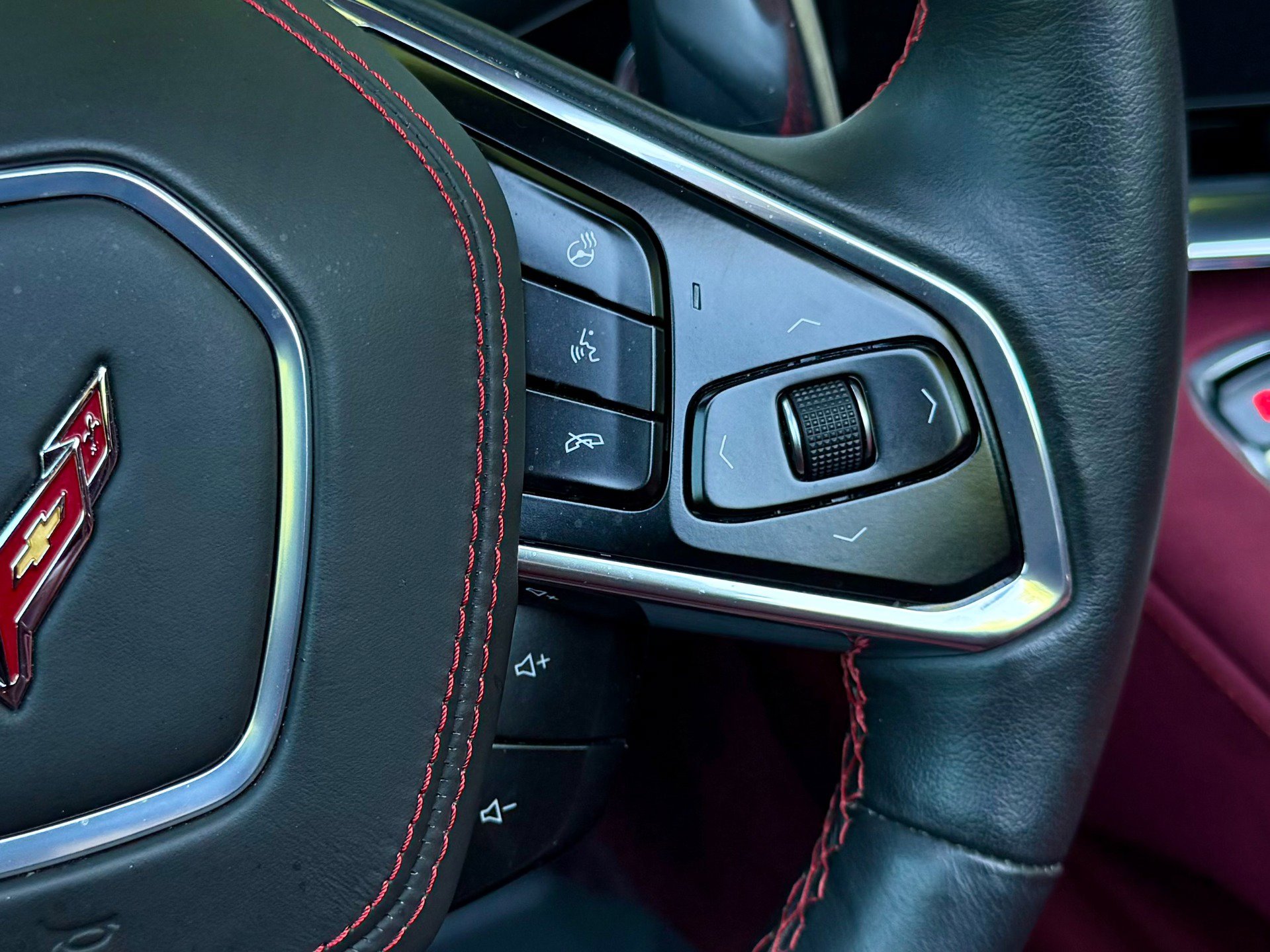 Used 2020 Chevrolet Corvette Stingray Premium Conv w/ 3LT Preferred Equipment Group RWD image 43