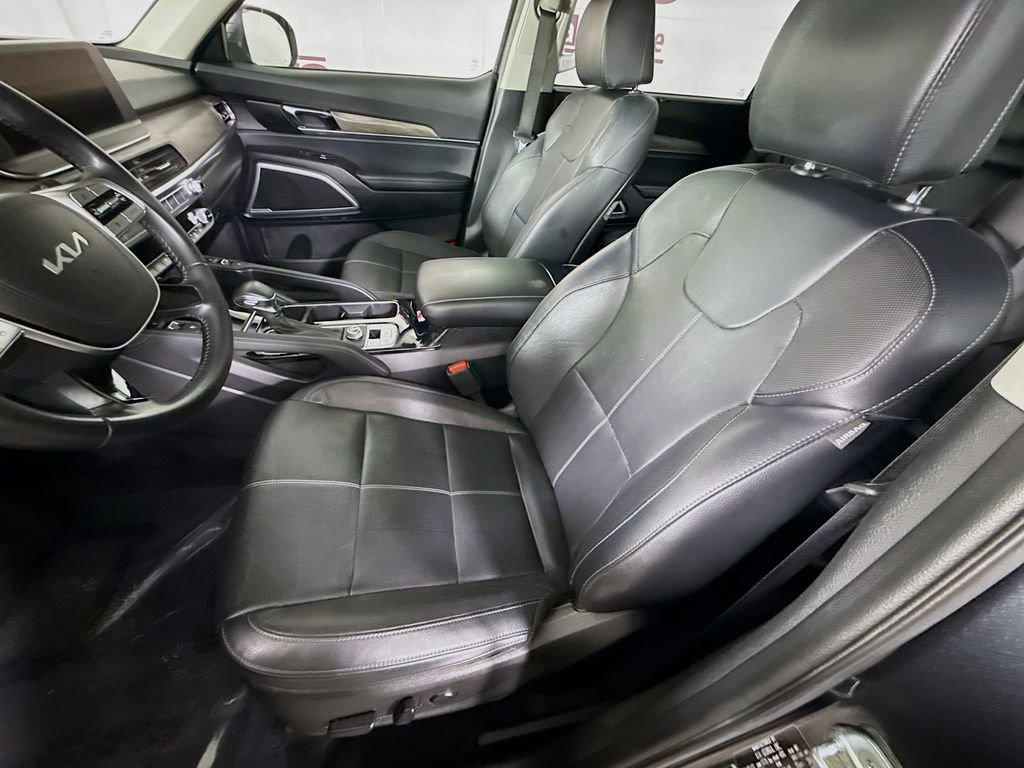 Used 2022 Kia Telluride EX w/ Towing Package image 26