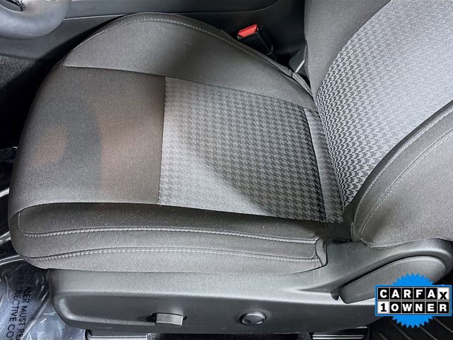 Used 2022 Dodge Challenger GT w/ Driver Convenience Group image 17