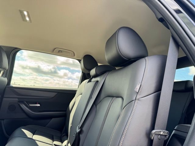 Used 2025 MAZDA CX-90 3.3 Turbo w/ Select Package image 11