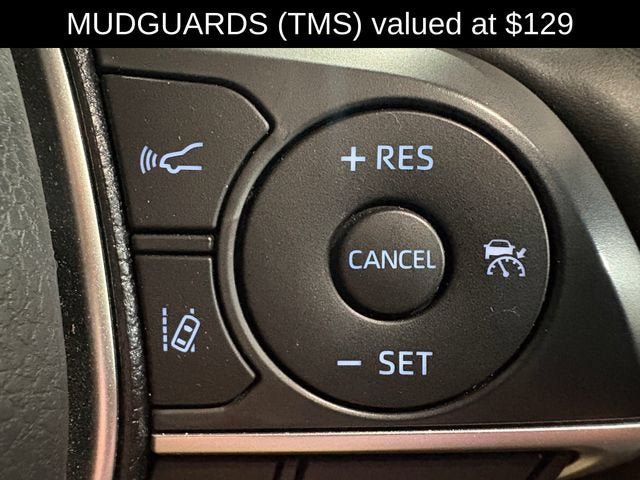 Used 2023 Toyota Camry XLE w/ Navigation Package FWD image 11