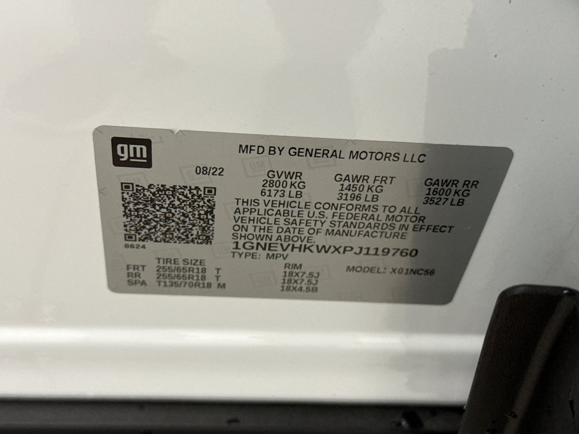 Used 2023 Chevrolet Traverse LT w/ LPO, Floor Liner Package AWD/4WD image 24