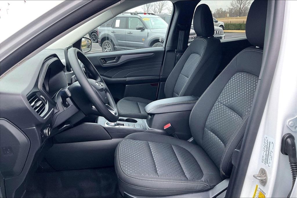 New 2026 Ford Escape Active image 9