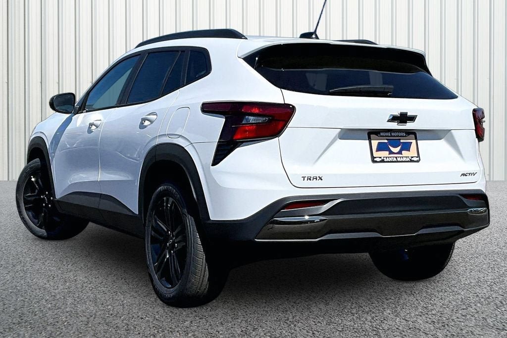 New 2026 Chevrolet Trax ACTIV w/ Sunroof Package FWD image 7