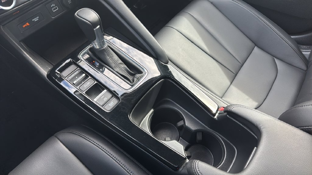 Used 2025 Acura Integra FWD image 37