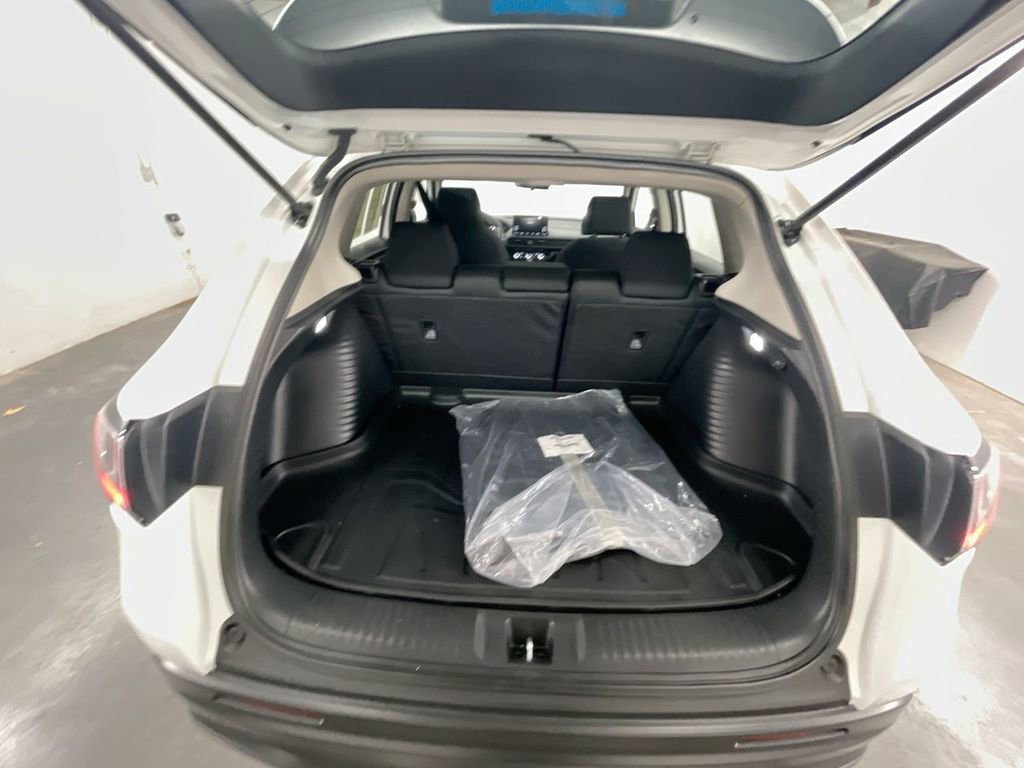 Used 2025 Honda HR-V LX image 23