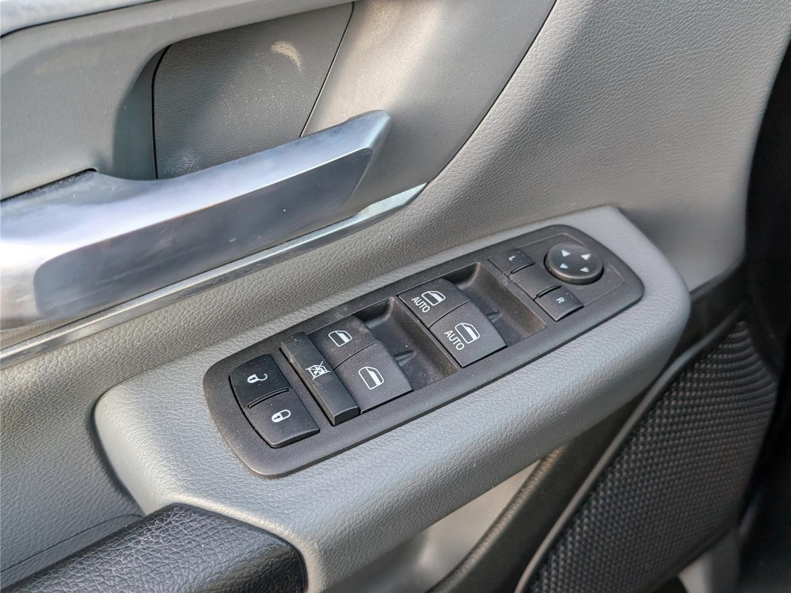 Used 2022 RAM 1500 Big Horn AWD/4WD image 18