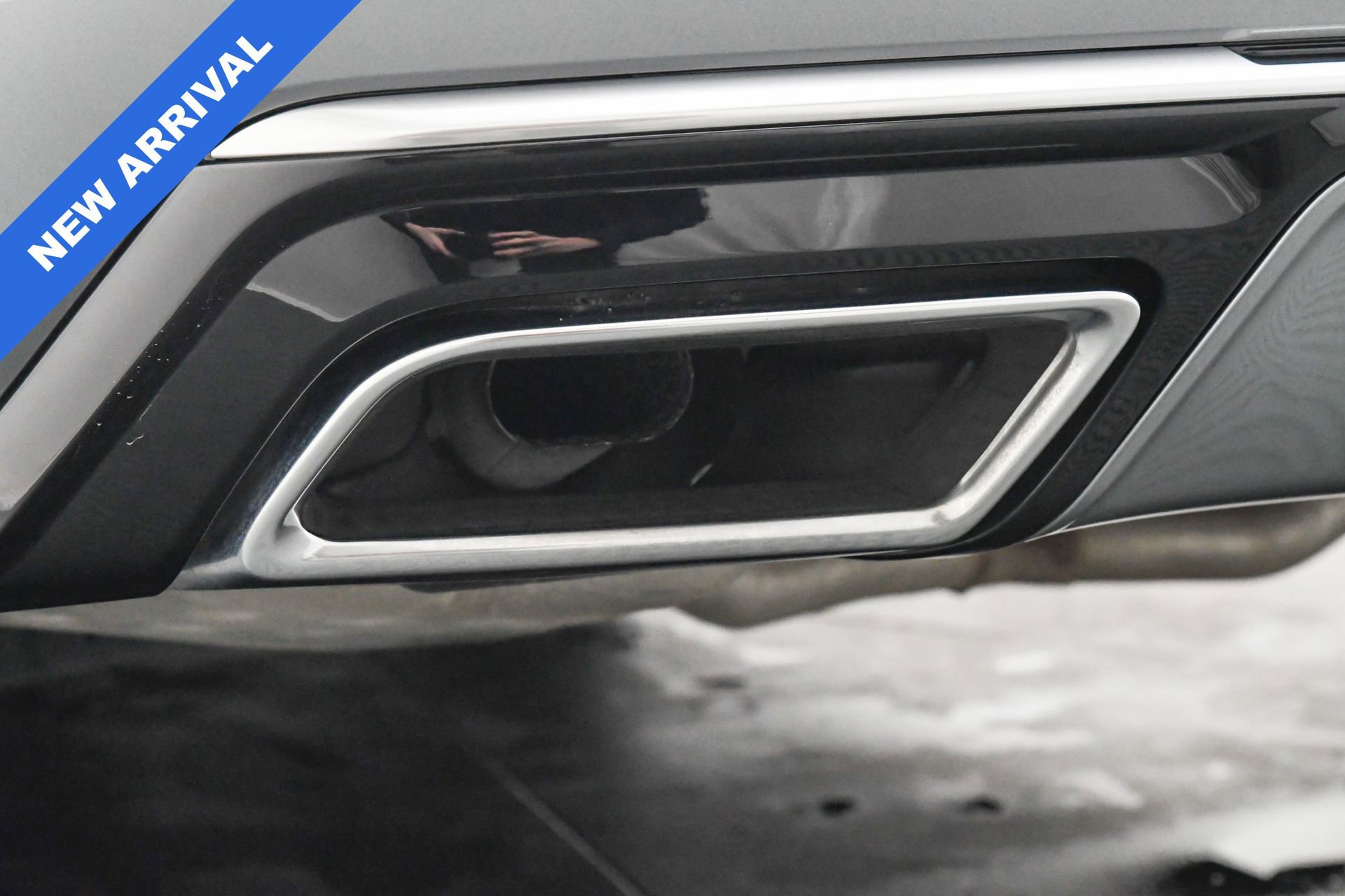 Used 2025 Cadillac XT6 Premium Luxury image 25