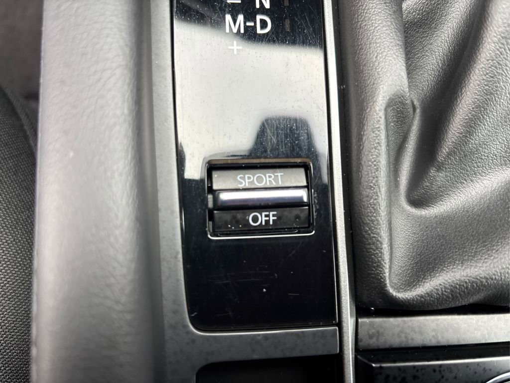 Used 2022 MAZDA MAZDA3 s image 31