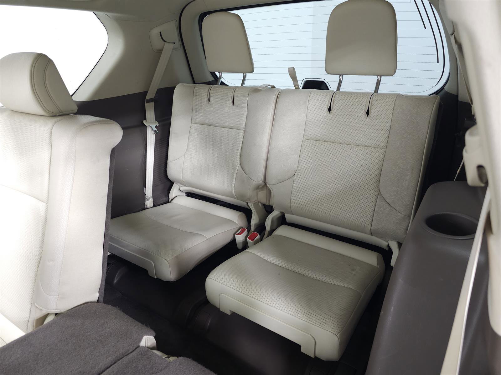 Used 2014 Lexus GX 460 w/ Premium Package AWD/4WD image 29