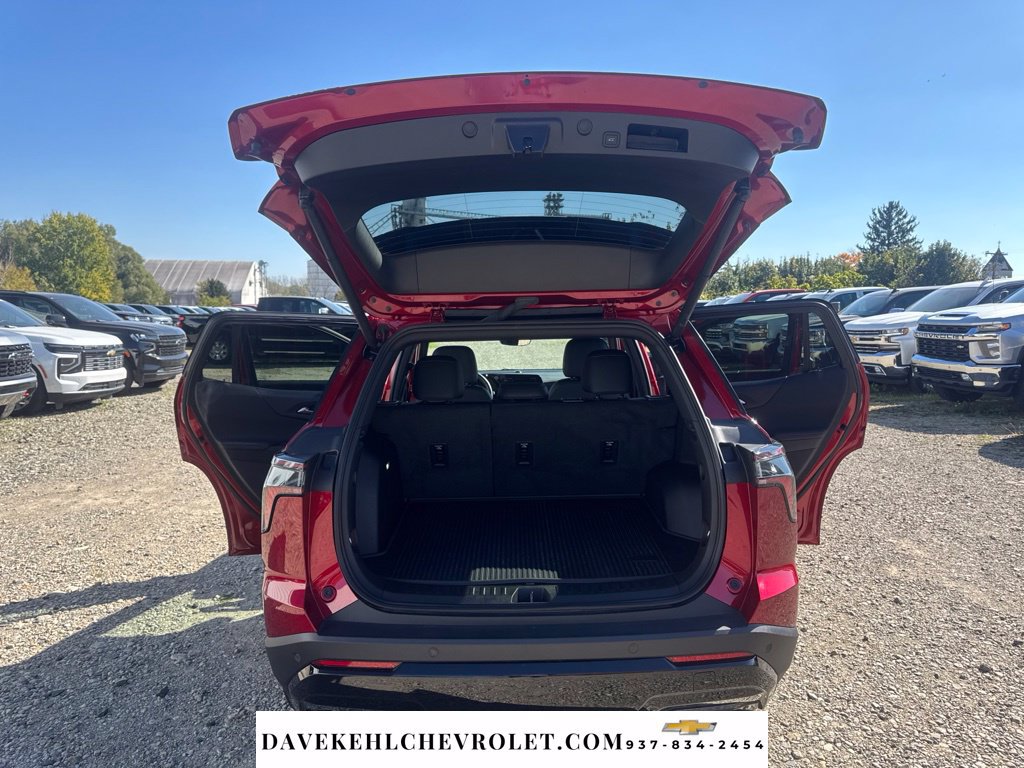 Used 2025 Chevrolet Equinox RS w/ Safety and Technology Package AWD/4WD image 38