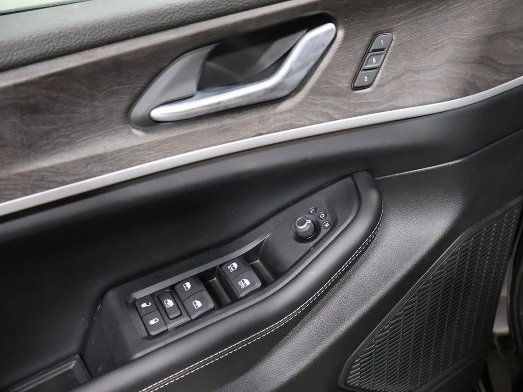 New 2025 Jeep Grand Cherokee Limited w/ Black Appearance Package image 11