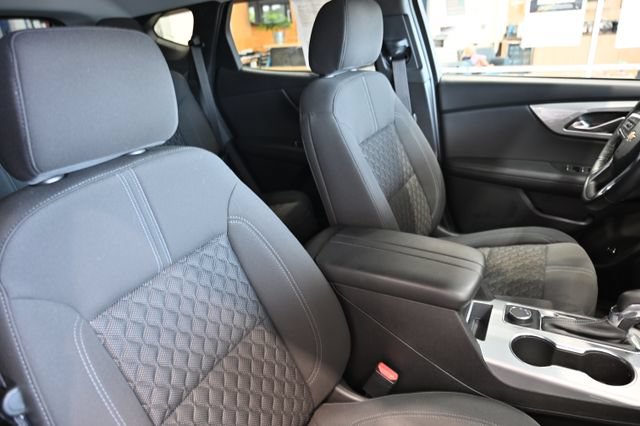Used 2020 Chevrolet Blazer LT FWD image 8