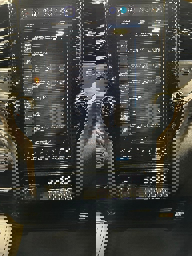 Used 2024 RAM 2500 Laramie image 35