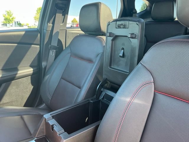Used 2025 Chevrolet Blazer RS w/ Enhanced Convenience Package AWD/4WD image 33
