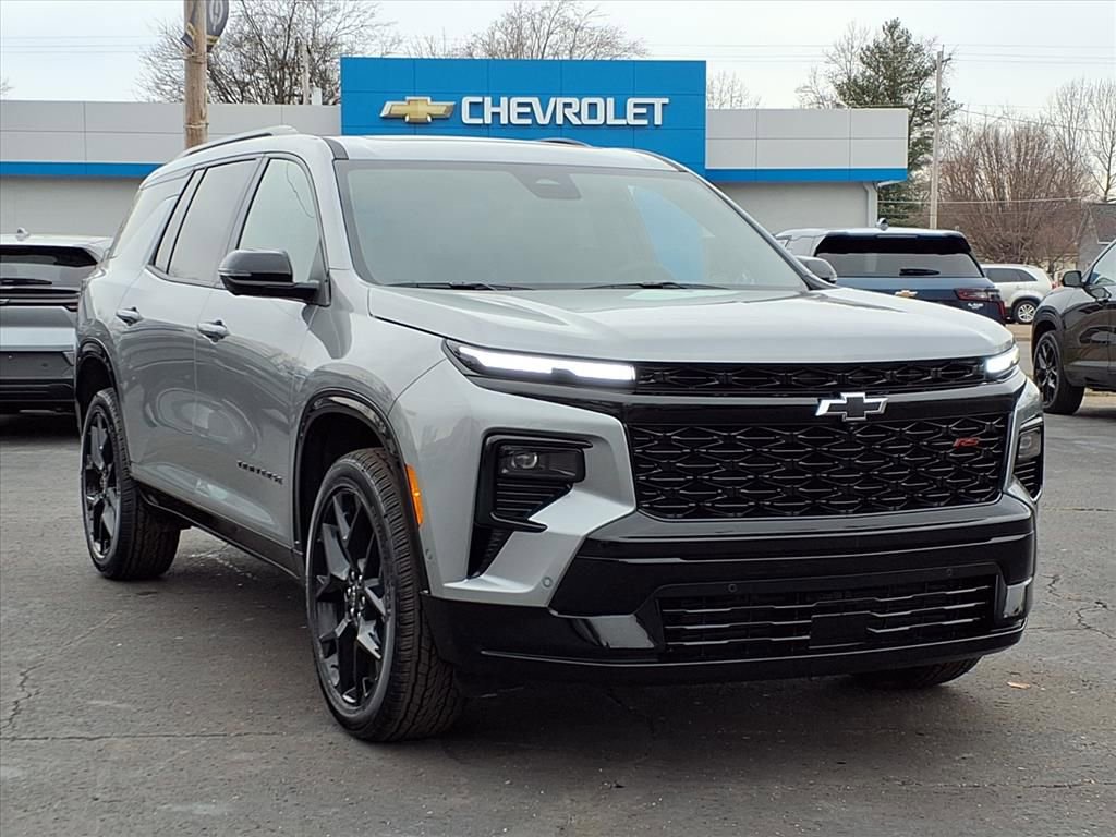 New 2026 Chevrolet Traverse RS w/ LPO, Floor Liner Package image 5