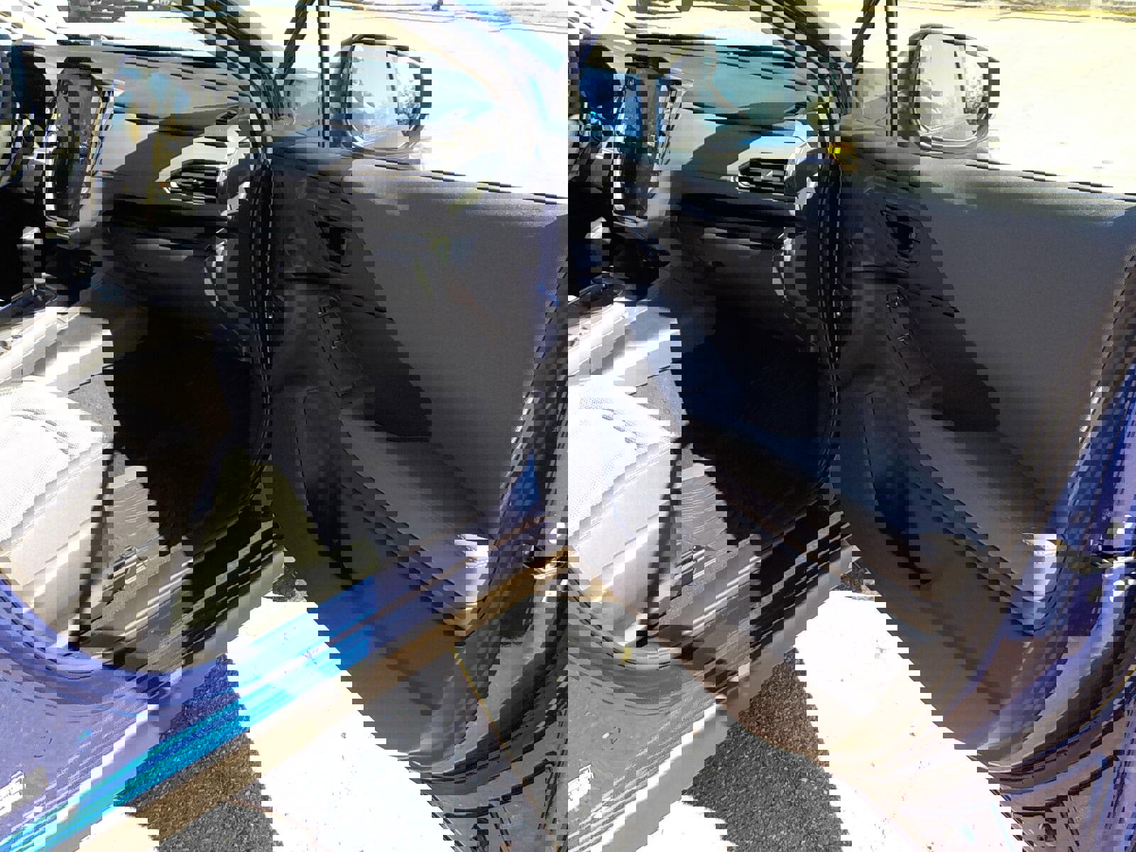 Used 2024 Subaru Crosstrek 2.0i Premium image 16