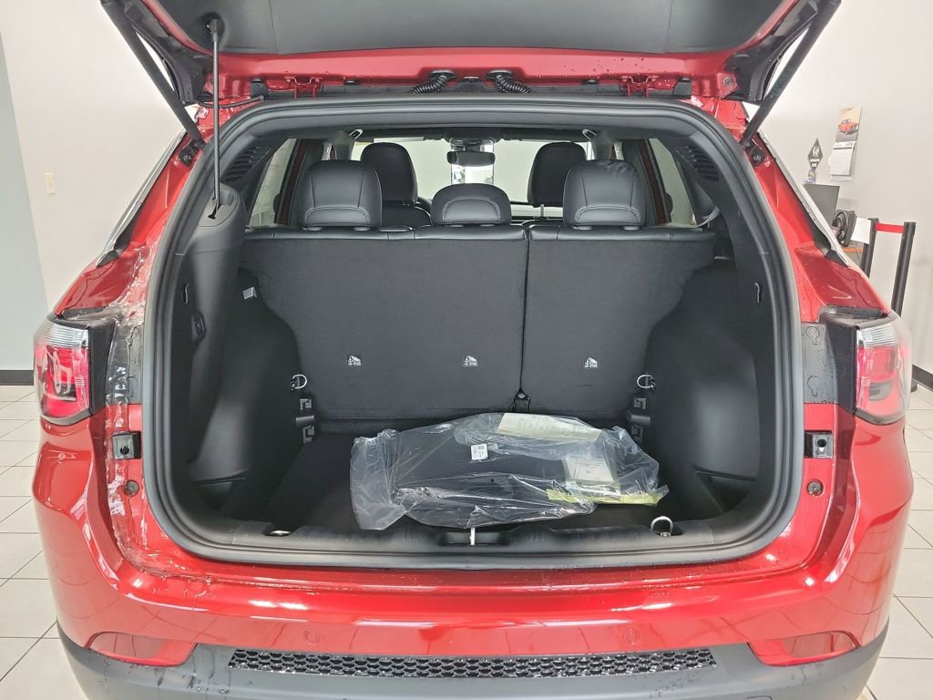 New 2026 Jeep Compass Limited AWD/4WD image 7