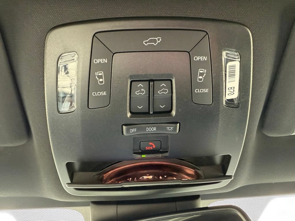 Used 2025 Toyota Sienna XSE w/ XSE Plus Package AWD/4WD image 47