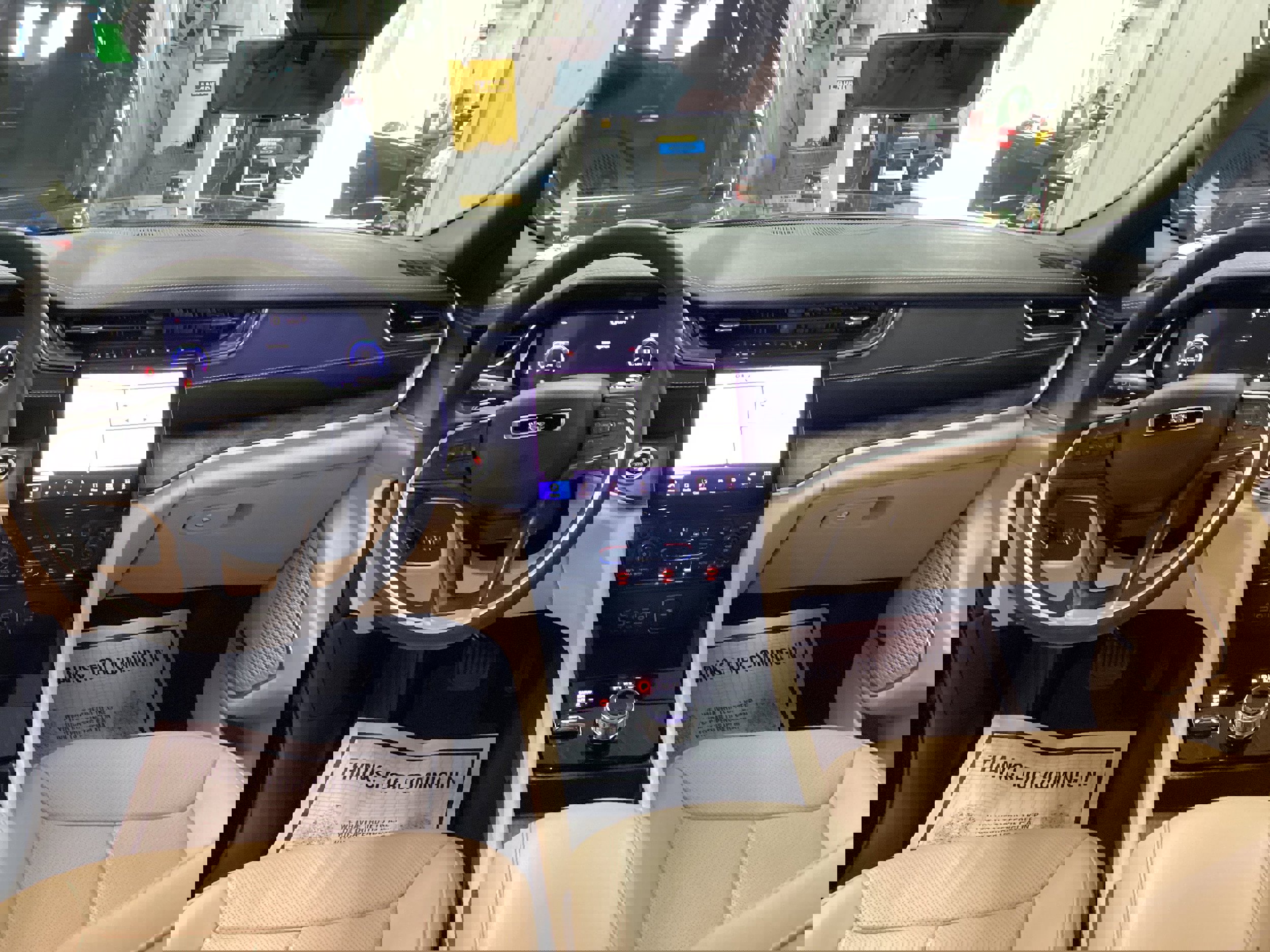 Used 2024 Jeep Grand Cherokee Limited w/ Luxury Tech Group II image 20