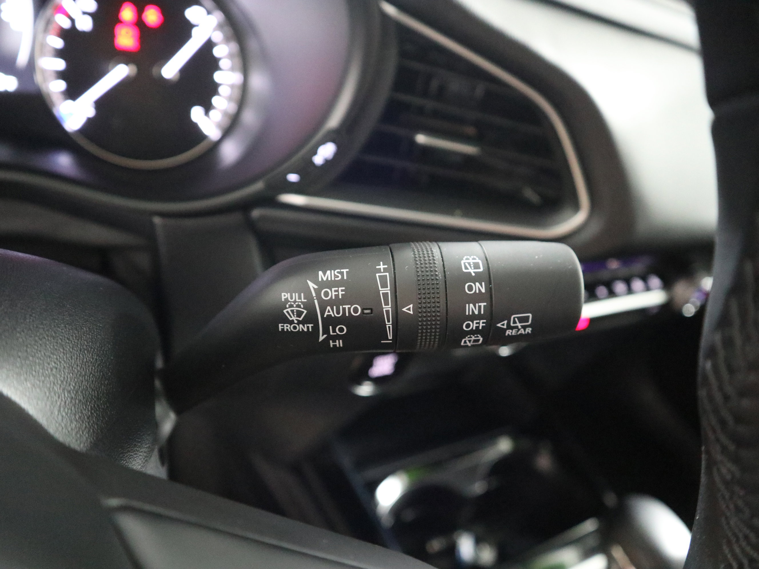 Certified 2025 MAZDA CX-30 AWD 2.5 S w/ Select Sport Pkg image 26